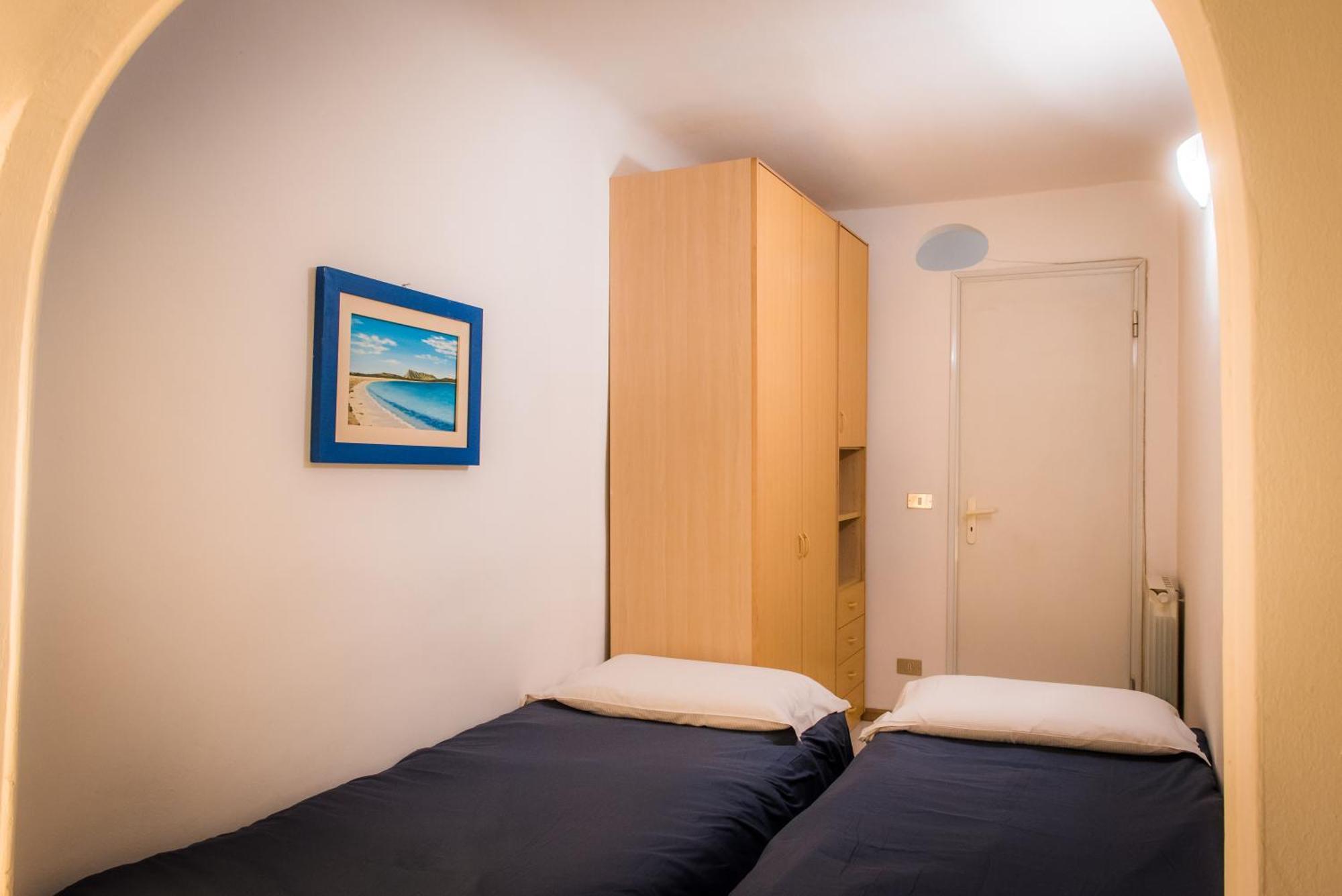 Free Parking - Centro Citta Via Caffaro Apartman Genova Kültér fotó